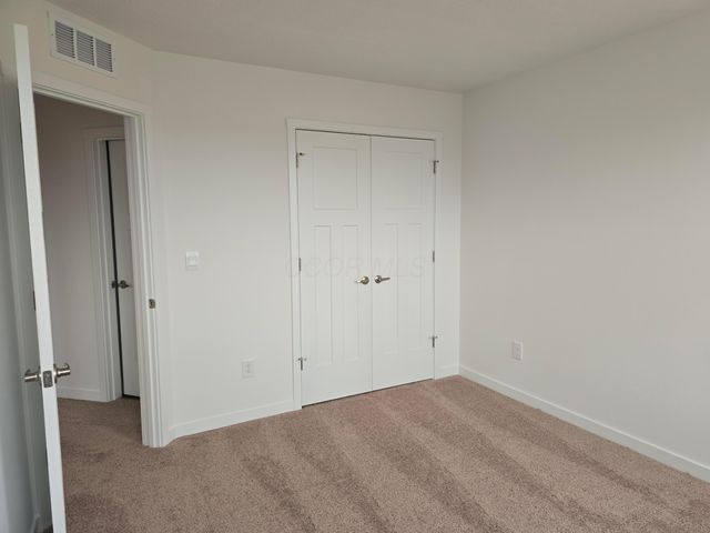 5598 Village Channel Drive, Canal Winchester, OH 43110