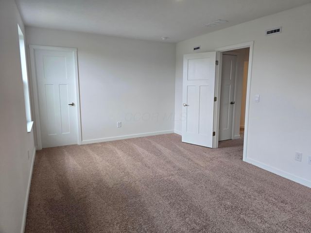 5598 Village Channel Drive, Canal Winchester, OH 43110