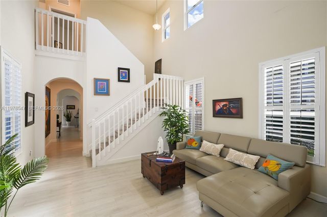 9127 SW 171st Ct, Miami, FL 33196