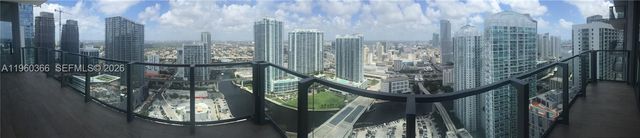 68 SE 6th St 3412, Miami, FL 33131