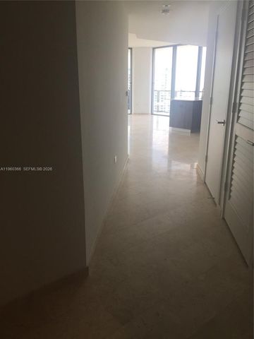 68 SE 6th St 3412, Miami, FL 33131