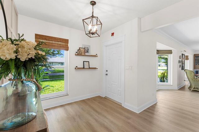 7381 NW 9th Street, Plantation, FL 33317