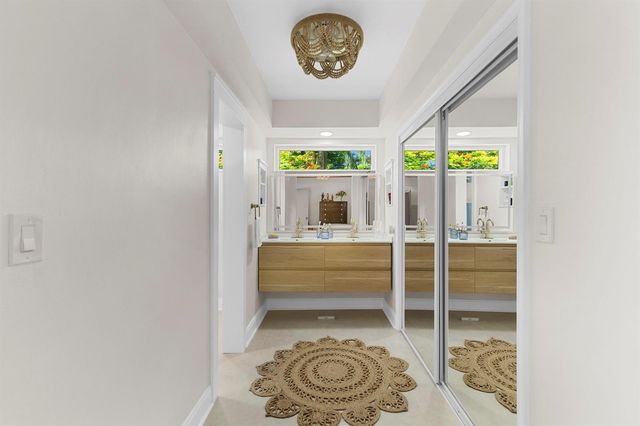 7381 NW 9th Street, Plantation, FL 33317