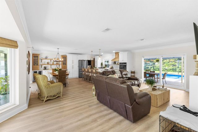 7381 NW 9th Street, Plantation, FL 33317