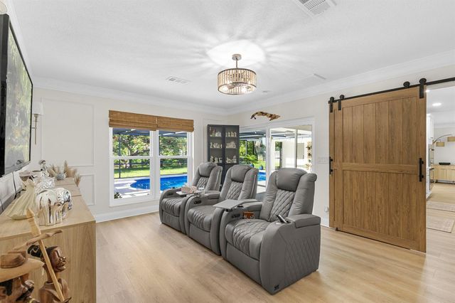 7381 NW 9th Street, Plantation, FL 33317