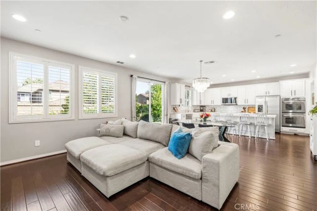 24410 Aranda Lane, Valencia, CA 91354