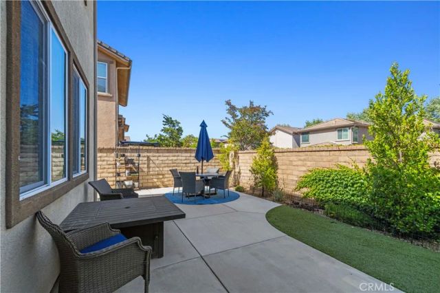 24410 Aranda Lane, Valencia, CA 91354