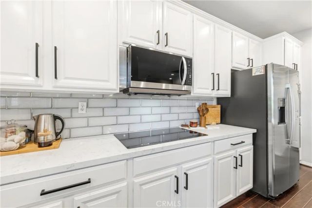 24410 Aranda Lane, Valencia, CA 91354