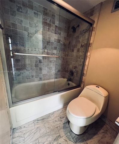 1111 Crandon Blvd A706, Key Biscayne, FL 33149