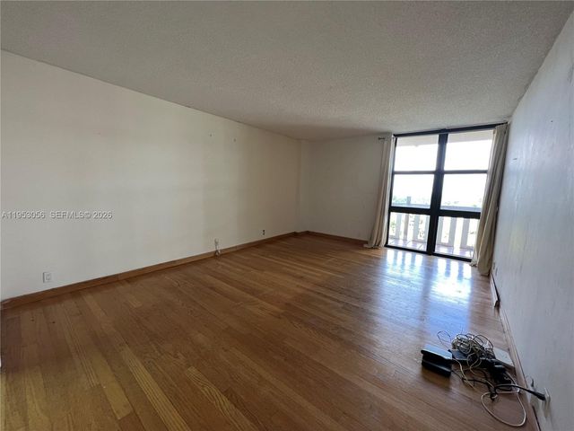 1111 Crandon Blvd A706, Key Biscayne, FL 33149