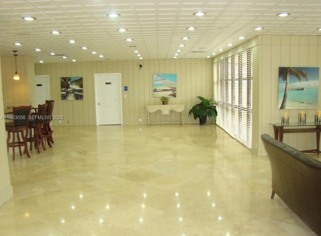 1111 Crandon Blvd A706, Key Biscayne, FL 33149