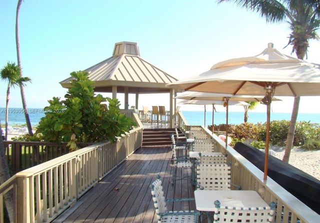 1111 Crandon Blvd A706, Key Biscayne, FL 33149