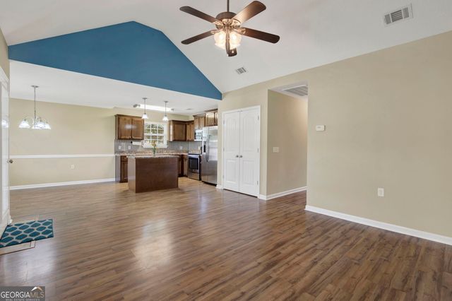 104 S Kingsley Drive, Guyton, GA 31312