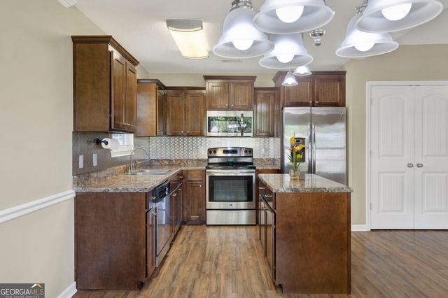 104 S Kingsley Drive, Guyton, GA 31312