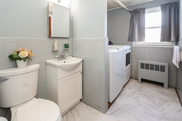 70 Corncrib Lane, Levittown, NY 11756