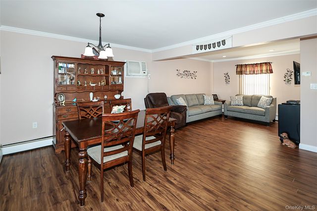 70 Corncrib Lane, Levittown, NY 11756