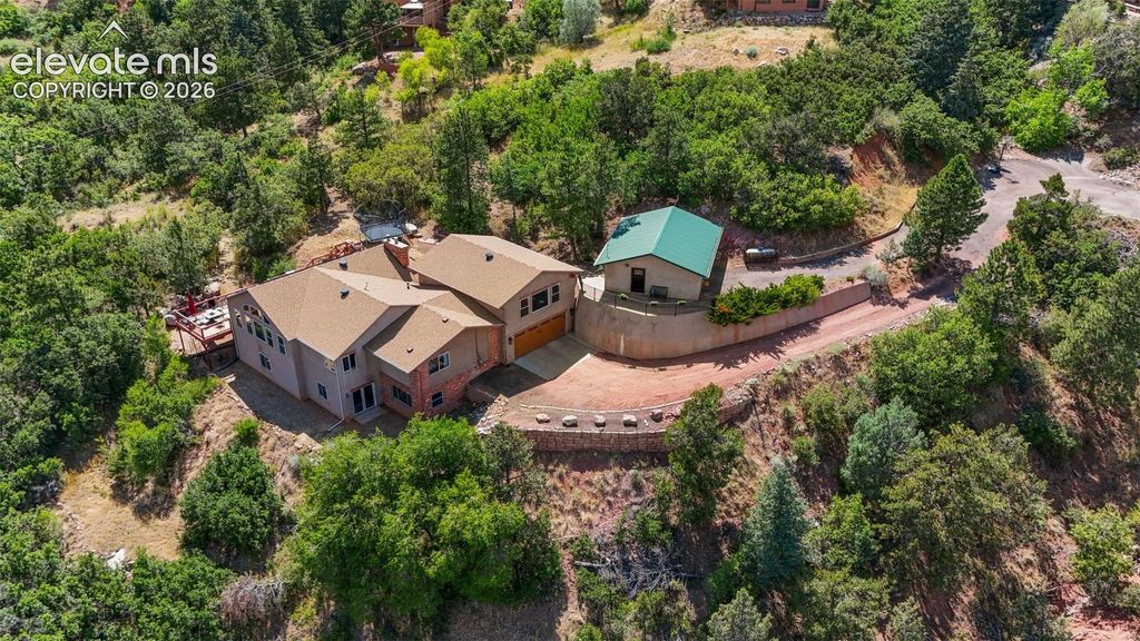812 Crystal Park Road, Manitou Springs, CO 80829 — photo 2