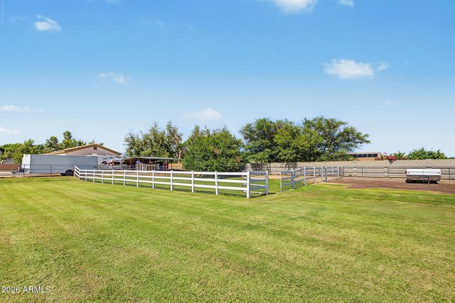 18914 W ELM Street, Litchfield Park, AZ 85340