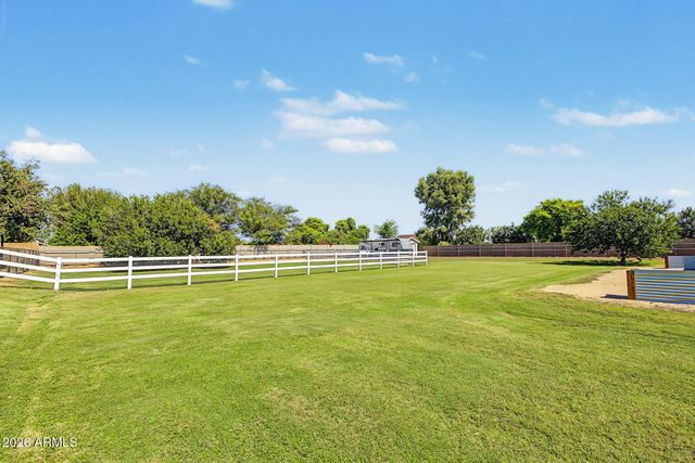 18914 W ELM Street, Litchfield Park, AZ 85340