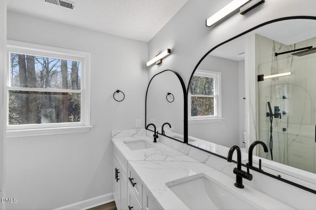 2224 Effingham Circle, Raleigh, NC 27615