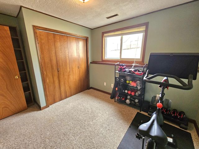 2433 60th Street NW, Rochester, MN 55901