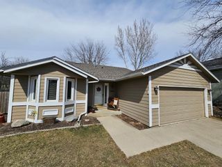 2433 60th Street NW, Rochester, MN 55901