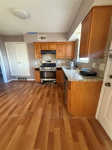 518 Calvin Drive, Garland, TX 75041