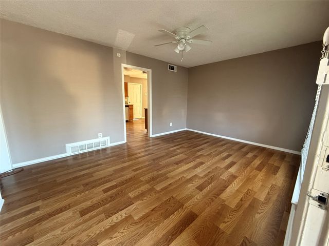 518 Calvin Drive, Garland, TX 75041