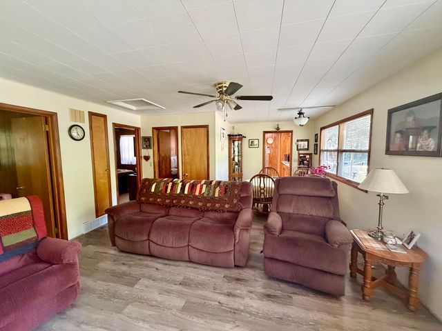 7764 E Saint Huberts Trail, Hesperia, MI 49421
