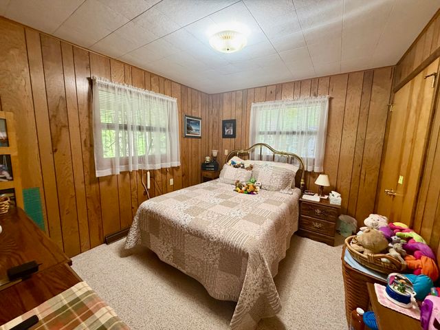 7764 E Saint Huberts Trail, Hesperia, MI 49421