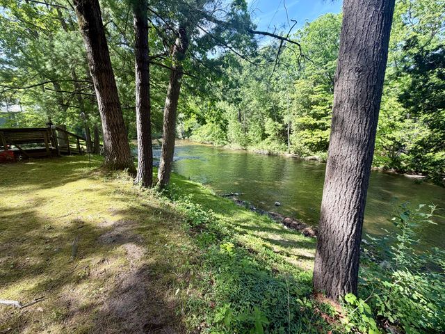 7764 E Saint Huberts Trail, Hesperia, MI 49421