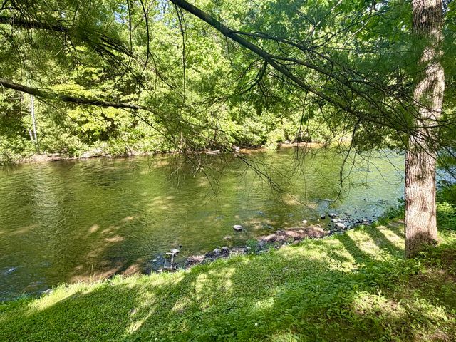 7764 E Saint Huberts Trail, Hesperia, MI 49421