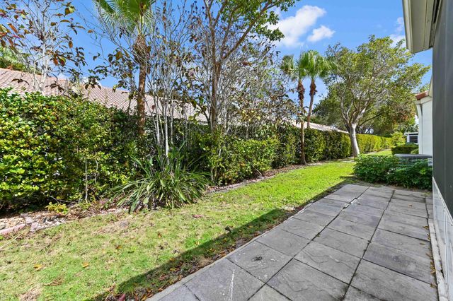 6069 Heliconia Road, Delray Beach, FL 33484