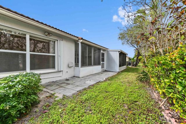 6069 Heliconia Road, Delray Beach, FL 33484