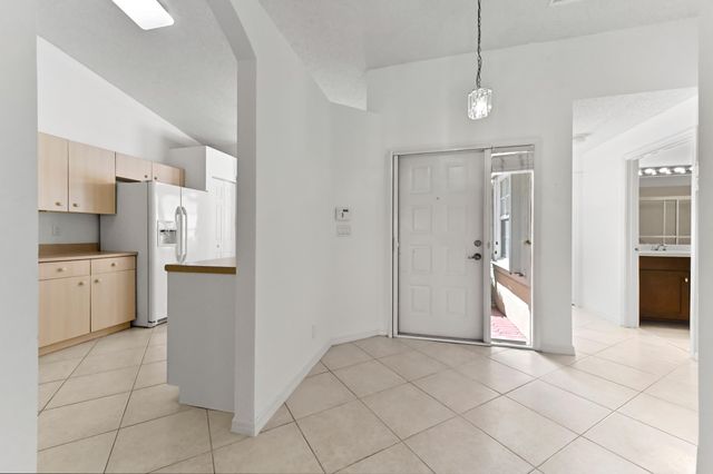 6069 Heliconia Road, Delray Beach, FL 33484