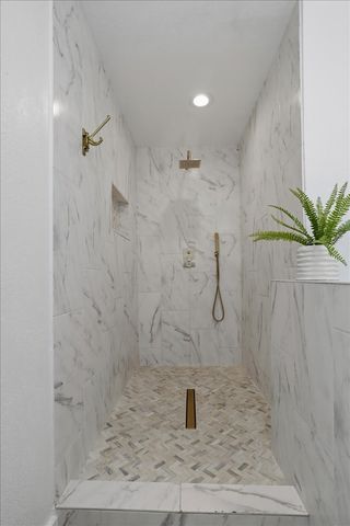 7332 Deville Drive, North Richland Hills, TX 76180