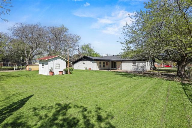 7332 Deville Drive, North Richland Hills, TX 76180