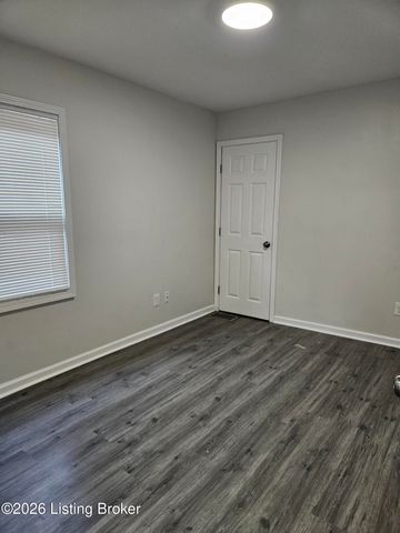 116 N 38th St, Louisville, KY 40212