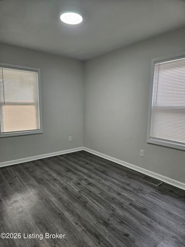 116 N 38th St, Louisville, KY 40212