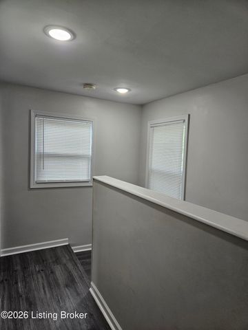 116 N 38th St, Louisville, KY 40212