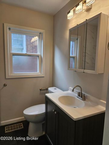 116 N 38th St, Louisville, KY 40212
