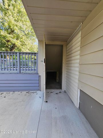 116 N 38th St, Louisville, KY 40212