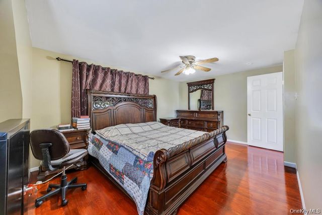 48 Liberty Avenue, Mineola, NY 11501