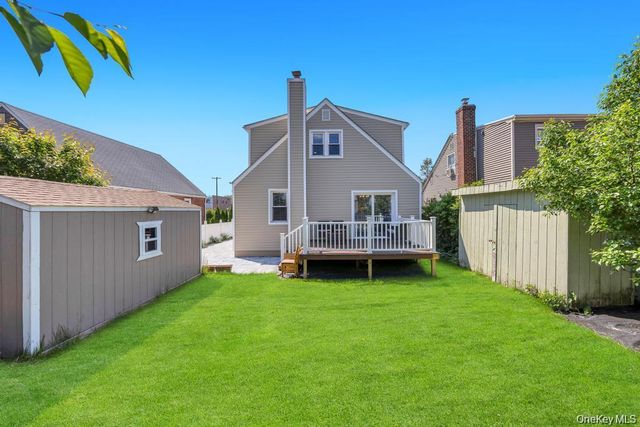 48 Liberty Avenue, Mineola, NY 11501