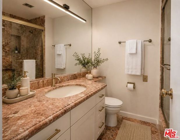100 S Doheny Drive 711, Los Angeles, CA 90048