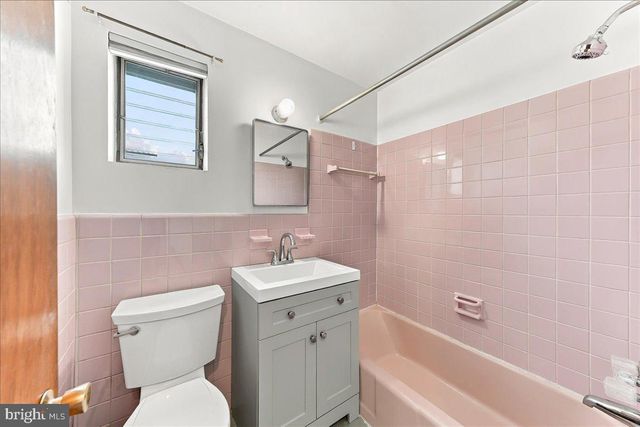 774 BURMONT RD, Drexel Hill, PA 19026