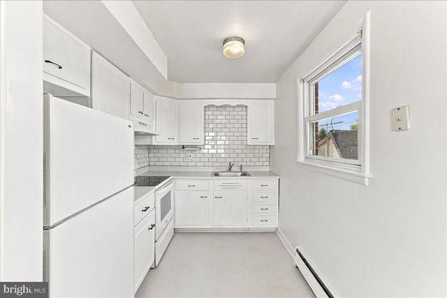 774 BURMONT RD, Drexel Hill, PA 19026