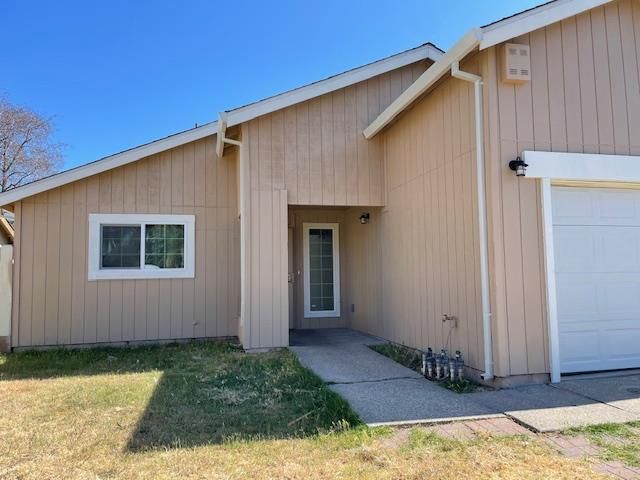 1926 Shameran St, Stockton, CA 95210