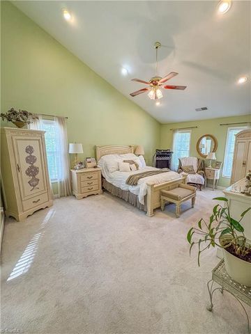 2190 Benwicke Drive, Pfafftown, NC 27040