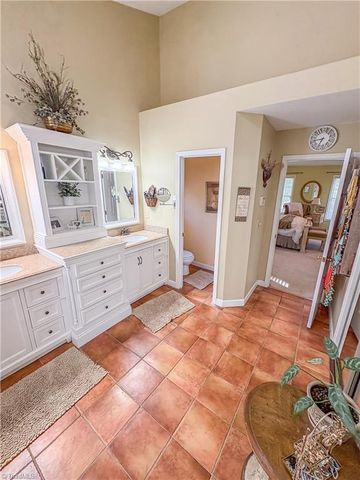 2190 Benwicke Drive, Pfafftown, NC 27040